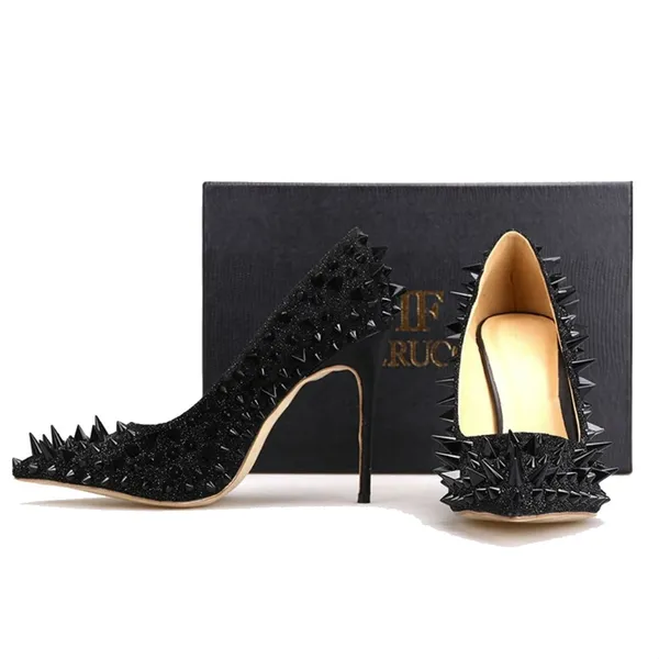 Black Pump High Heels With Black Rivet and Spikes