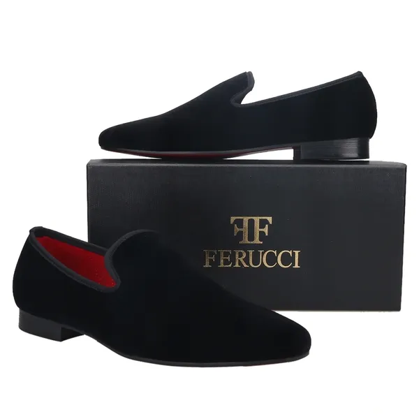 Ferucci black color shoes with the box